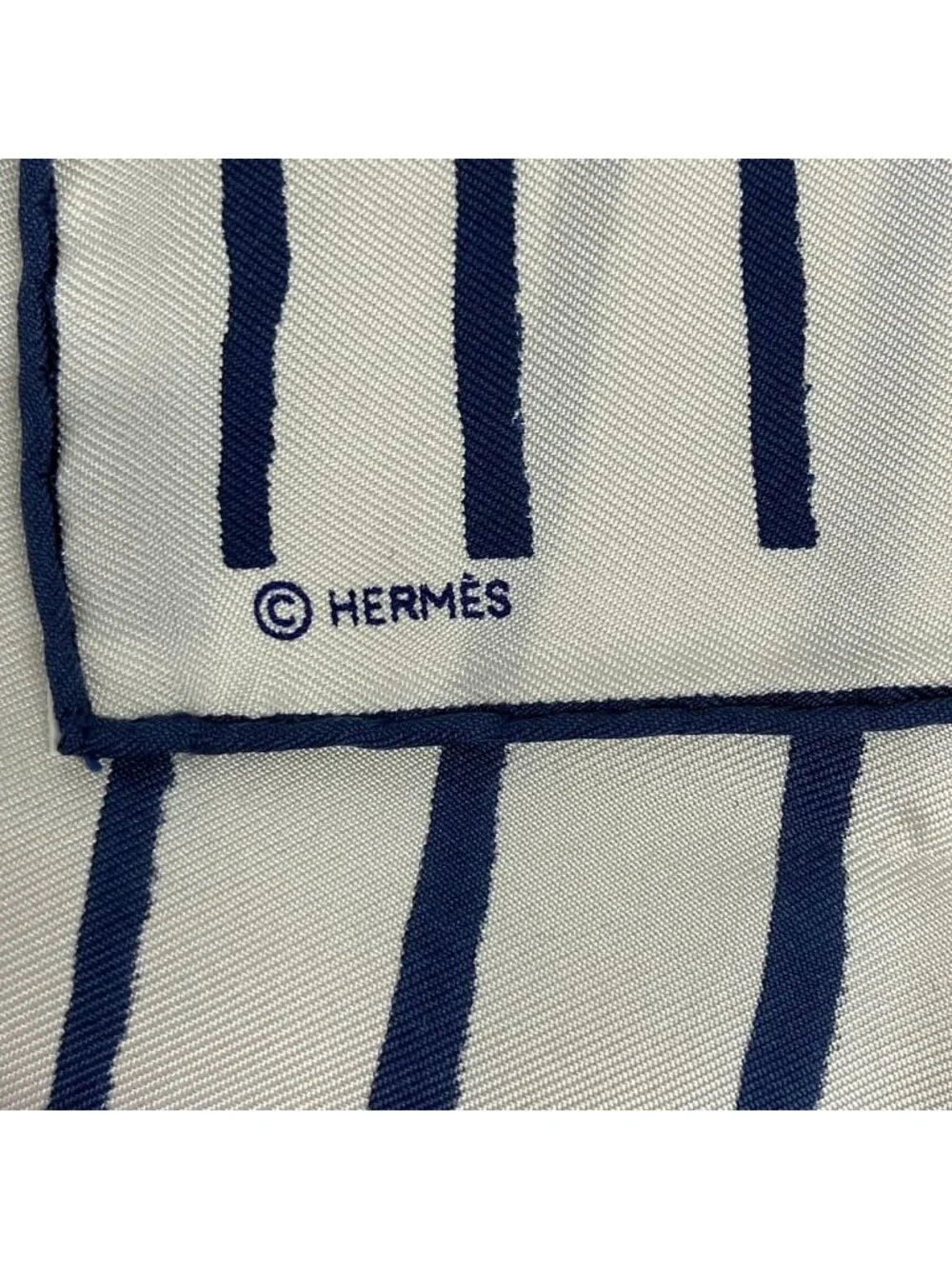 Hermes Scarf Petit Carre Gavroche White Navy Border Silk